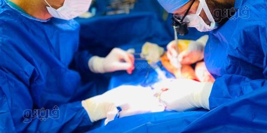 إنقاذ يد شاب من البتر بعد جراحة دقيقة استمرت 3 ساعات بمستشفى كوم أمبو المركزي (صور)