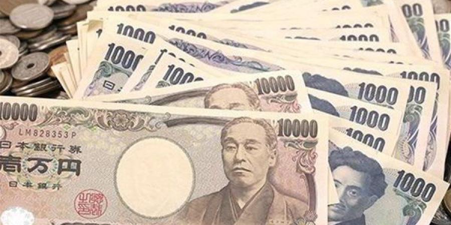 ارتفاع سعر الين الياباني مقابل الجنيه في البنوك المصرية مساء اليوم