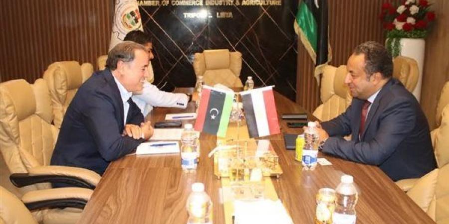 التمثيل التجاري يبحث مع غرفة تجارة طرابلس تعزيز التعاون بين مصر وليبيا
