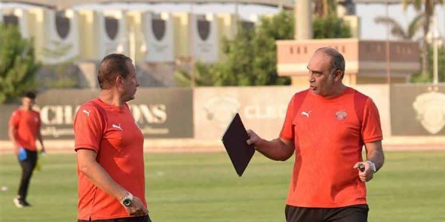 سيراميكا كليوباترا يلتقي مودرن سبورت في مواجهة متكافئة بالدوري المصري