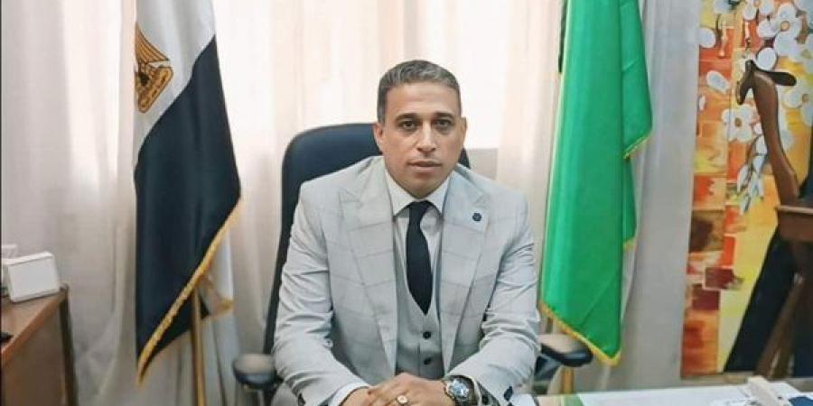 القصة الكاملة لأزمة مدير مدرسة خالد بن الوليد ومديرة شمال الجيزة التعليمية