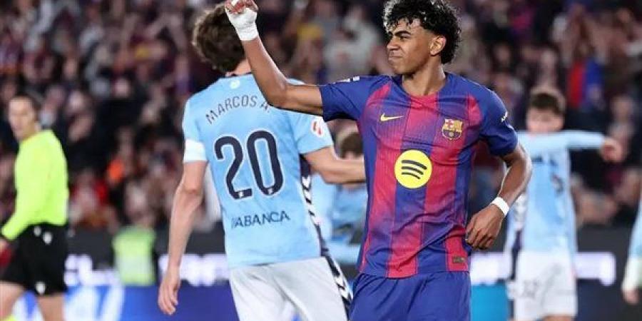 فليك يكشف موقف لامين يامال من مواجهة برشلونة وفالنسيا