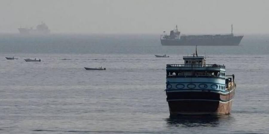 تهديد أمريكي بتدمير أسطول النفط الإيراني حال استهداف السفن