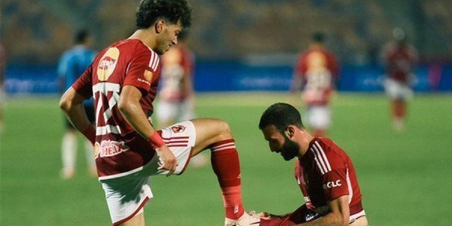 عمر كمال يحسم الجدل حول أزمته مع إمام عاشور: "اتزحلقت وإيدي اتصابت"