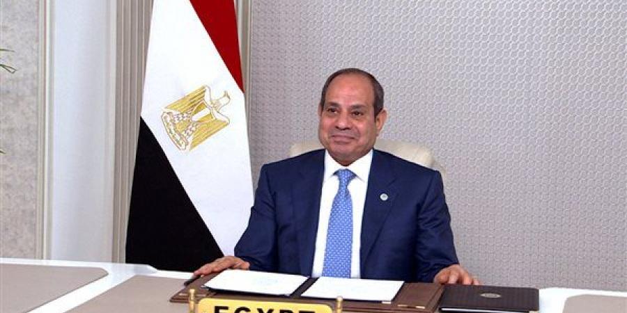 السيسي يجتمع مع وزير التعليم ومدير الأكاديمية العسكرية.. الرئيس يشدد على أهمية تطوير استراتيجيات وبرامج متقدمة لتأهيل وتدريب الكوادر وفقًا لأعلى المعايير.. توفير بيئة تعليمية متكاملة ومناسبة للطلاب