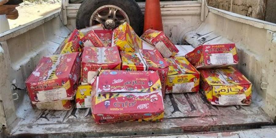 ضبط 1140 قطعة جيلي حلويات اطفال فاسدة قبل بيعها بالفيوم
