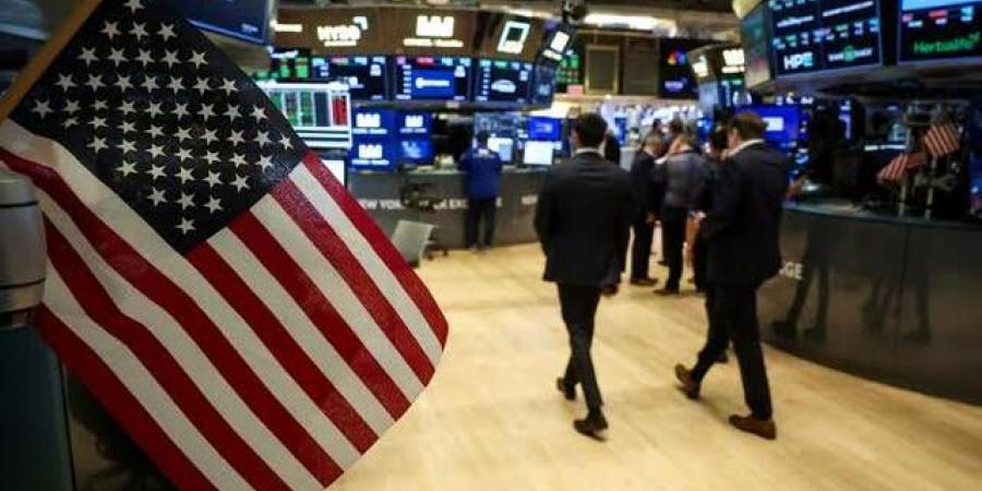 الأسهم الأمريكية تتراجع متأثرة بارتفاع أسعار النفط وتزايد مخاوف التضخم