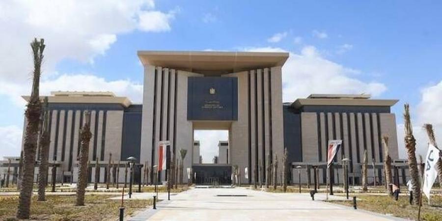 مصر تدين إطلاق صواريخ في محاولة لاستهداف الطائف وينبع داخل السعودية