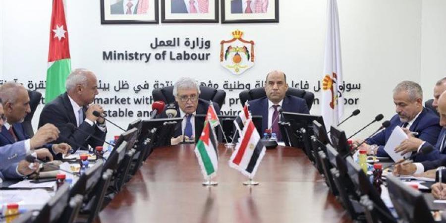 وزير العمل يبحث مع نظيره الأردني ملف العمالة المصرية وحقوقها