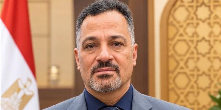 ندب الدكتور وليد أبو العينين للقيام بعمل رئيس الإدارة المركزية للشؤون الإدارية بالأزهر