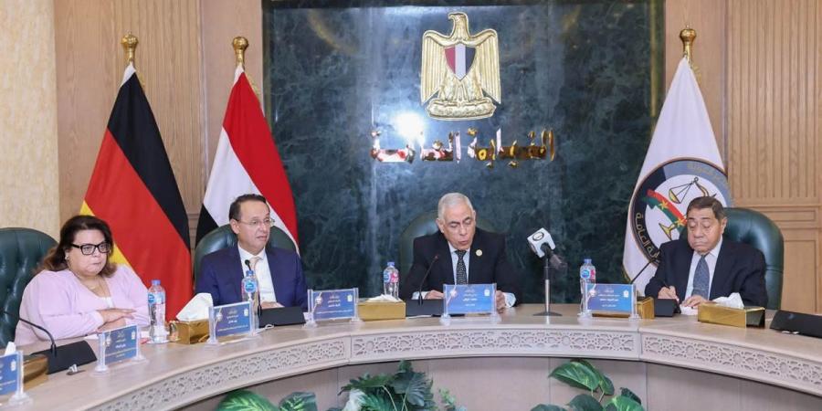 النائب العام يستقبل مجلس أمناء الجامعة الألمانية بالقاهرة، ويبحث سبل تعزيز التعاون المشترك