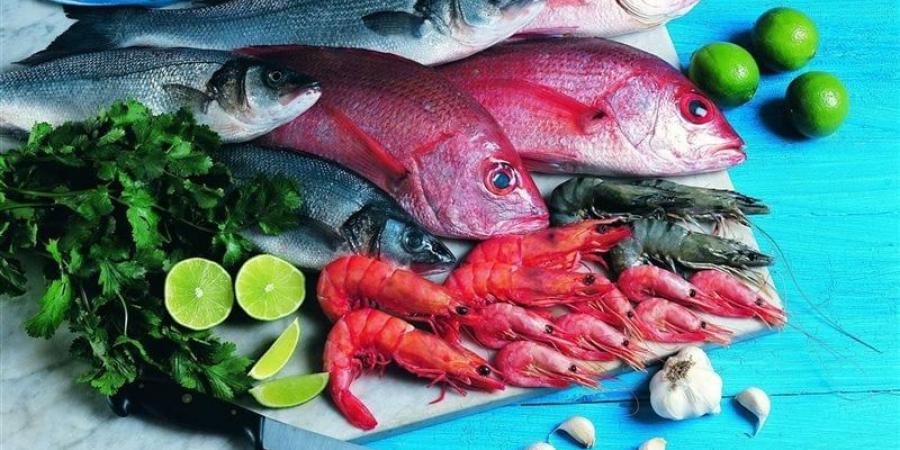 أسعار الأسماك اليوم، انخفاض 4 أصناف منها البلطي والبوري والجمبري يسجل 1200 جنيه