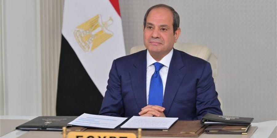 رسائل السيسي لـ البرهان: ندعم الحفاظ على السودان وسيادته وسلامة أراضيه ووحدة مؤسساته الوطنية.. والدفع بالحل السياسي للأزمة والمساهمة في إنهاء الحرب ورفع المعاناة الإنسانية عن الشعب الشقيق