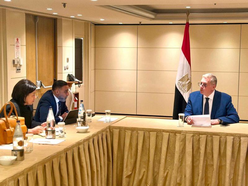 وزير البترول يبحث مع رئيس أركيوس إنرجي تسريع تنمية حقول الغاز وزيادة الإنتاج في مصر