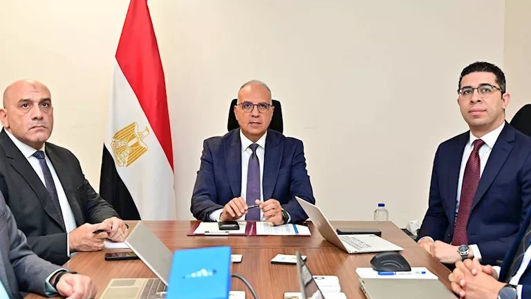 وزير الري: تطوير نماذج رقمية لرصد التغيرات بجسور المجاري المائية والقطاع المائي