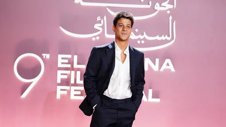 بالصور| تألق أمير المصري وأحمد داش على ريد كاربت مهرجان الجونة