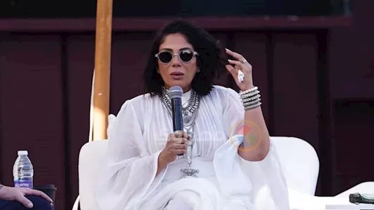منى زكي: "اتكرّمت في بلدي ودي حاجة كبيرة أوي وليها معنى كبير عندي"