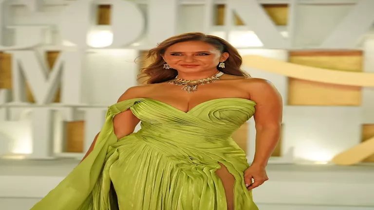 تصل لأكثر من مليون جنيه.. أسعار فساتين النجمات في مهرجان الجونة 2025