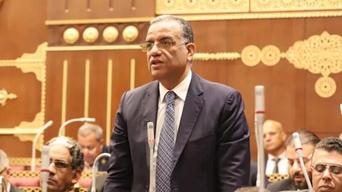 الإنجازات لا تنفي الخلاف حول الأولويات.. محمود مسلم: منتدى مصر ازدادت أهميته بعد تصريحات الرئيس