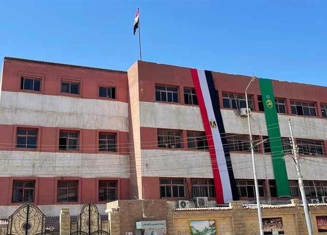 كسر بخط الصرف الصحي في مدرسة الرملة ببنها.. قرار بإخلاء المبنى من الطلاب