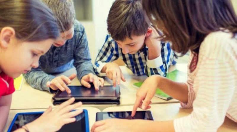 إطلاق شراكة وطنية لحماية الأطفال ومستخدمي الاتصالات من مخاطر الإنترنت