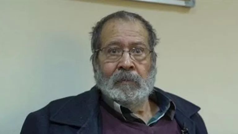 زوجة سامي عبدالحليم ترد على أنباء نقله لدار رعاية الفنانين: لن نتركه لحظة