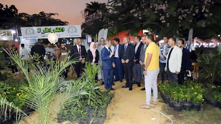محافظ القاهرة يتفقد معرض الزهور الدولي بحديقة الحرية في الزمالك - صور
