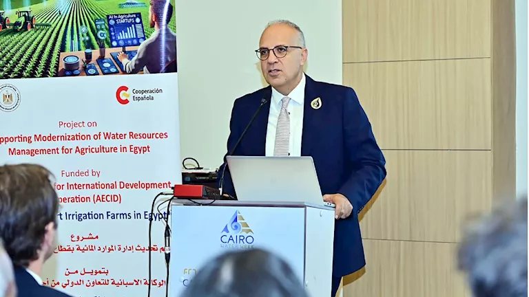 وزير الري يبحث مع إسبانيا تحلية المياه لدعم الإنتاج الكثيف للغذاء