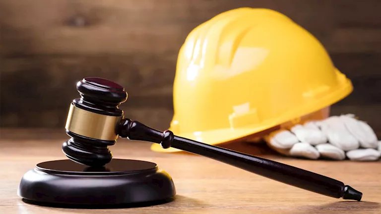 لائحة تنظيم العمل الجديدة| ما حالات توقيع عقوبات على الموظفين؟