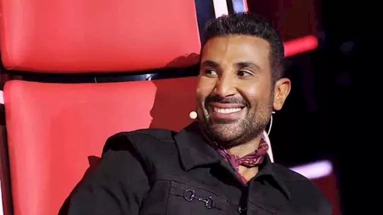 أحمد سعد يعلن مروره بأزمة صحية بسبب الغناء في الأفراح: صوتي راح