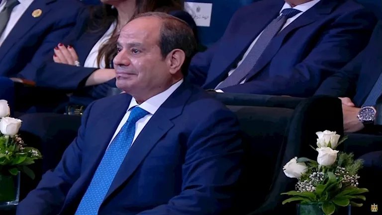السيسي يكشف كواليس خطة الكهرباء العاجلة في 2014.. ويوجه رسالة للمواطنين