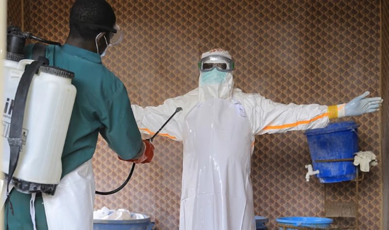 إصابات إيبولا في الكونغو تصل إلى 10000 حالة.. والمركز الأوروبي يرسل خبراء إلى نيجيريا