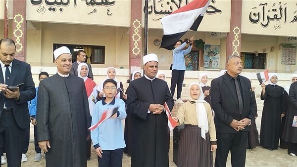 رئيس قطاع المعاهد الأزهرية يتفقد عددا من معاهد العريش (صور)