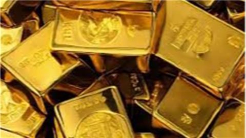 2.8% بليلة واحدة .. "المجلس العالمي": تراجع أسعار الذهب الأسبوعية بلغت 3.5%