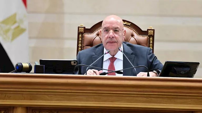 رئيس النواب يصل مقر البرلمان بعد حديث السيسي عن تفويض مساندة السعودية