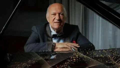 فتح الحجز الإلكترونى لحفلات مهرجان الموسيقى العربية.. وعمر خيرت الأعلى سعرًا بـ4800 جنيه