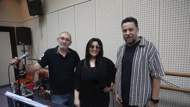 يسرا محنوش تستعد لحفلها الأول بمهرجان الموسيقى العربية (صور)